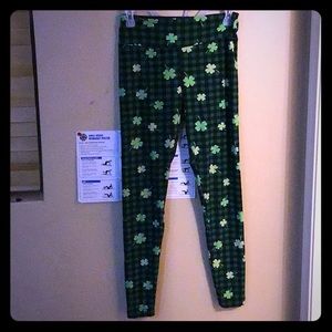 Shamrock Mills Green/Black tights/leggings.